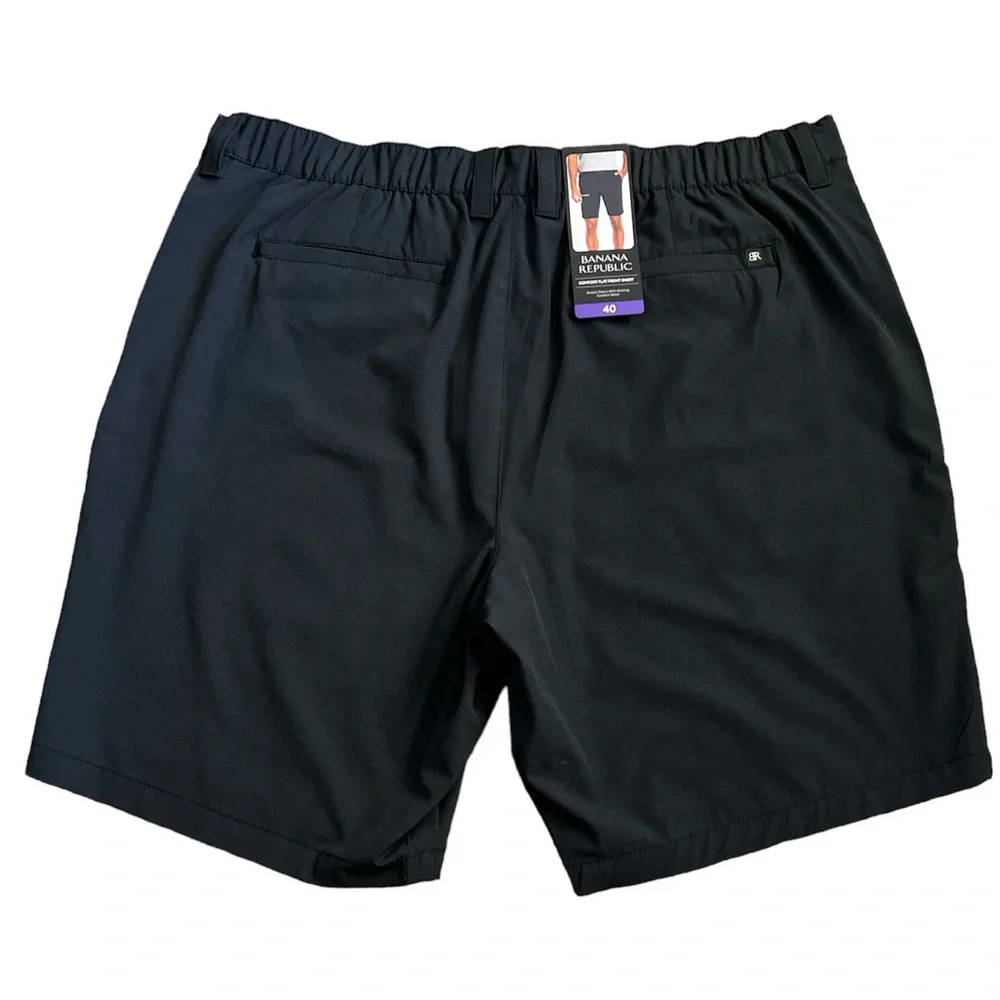 Banana‎ Republic Men’s Black Stretch Flat Front Shorts Sz. 40 NWT
